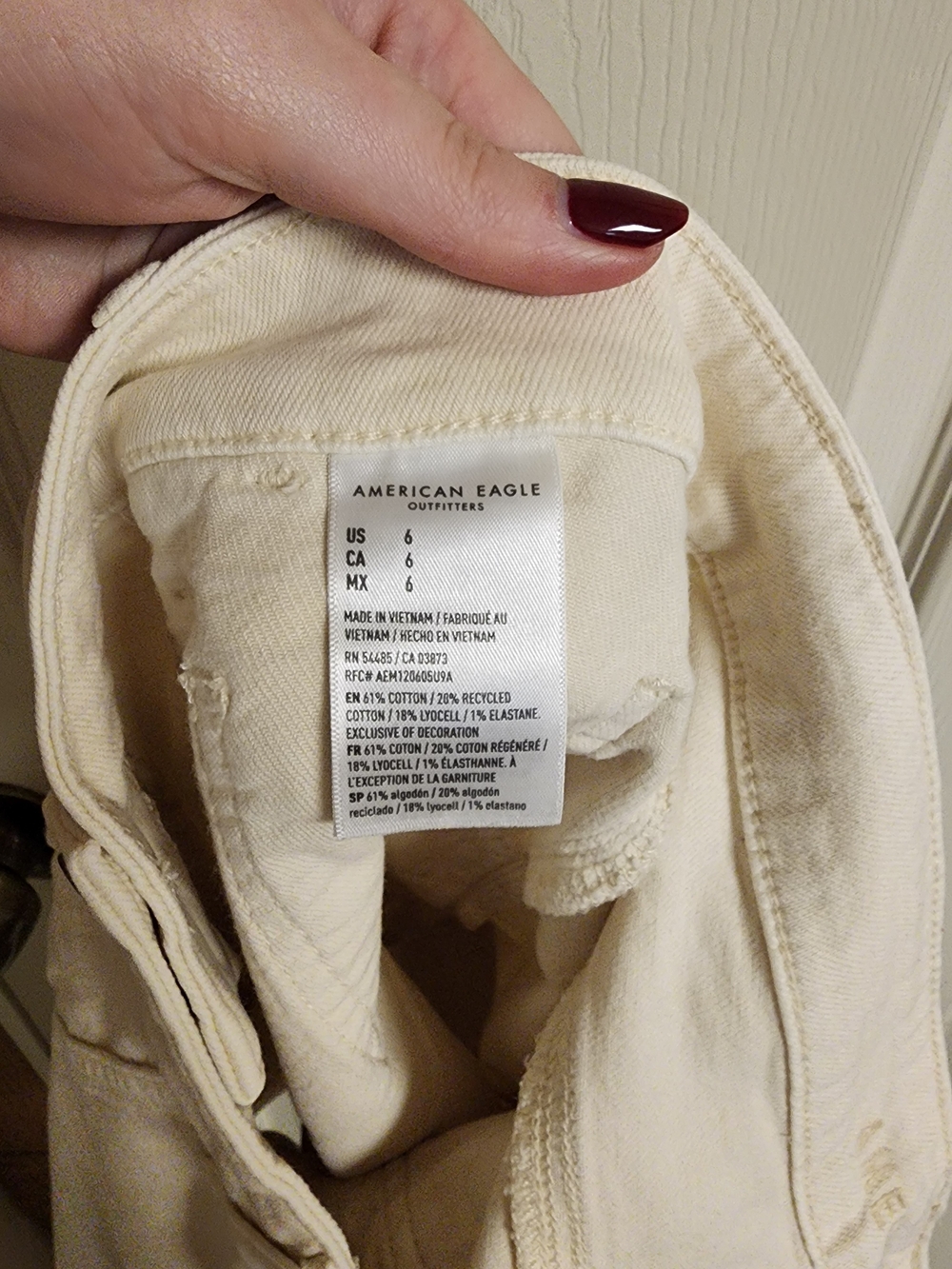 American Eagle Outfitters Cream Utility Shorts - Picture 3 of 4